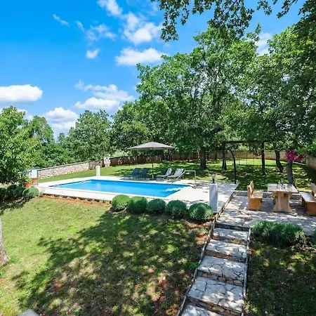 Casa Ana Tripari * Višnjan
