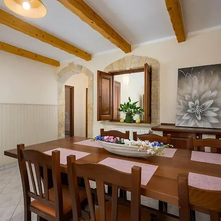 빌라 Casa Ana Tripari By Briskva Višnjan