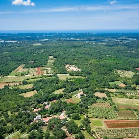 빌라 Casa Ana Tripari By Briskva