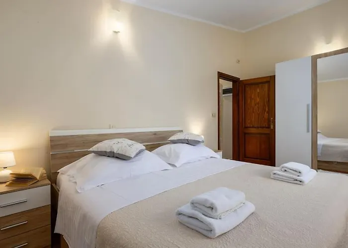 Casa Ana Tripari By Briskva Βίλα *