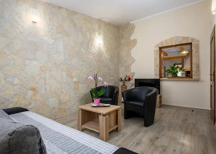 Casa Ana Tripari By Briskva Višnjan